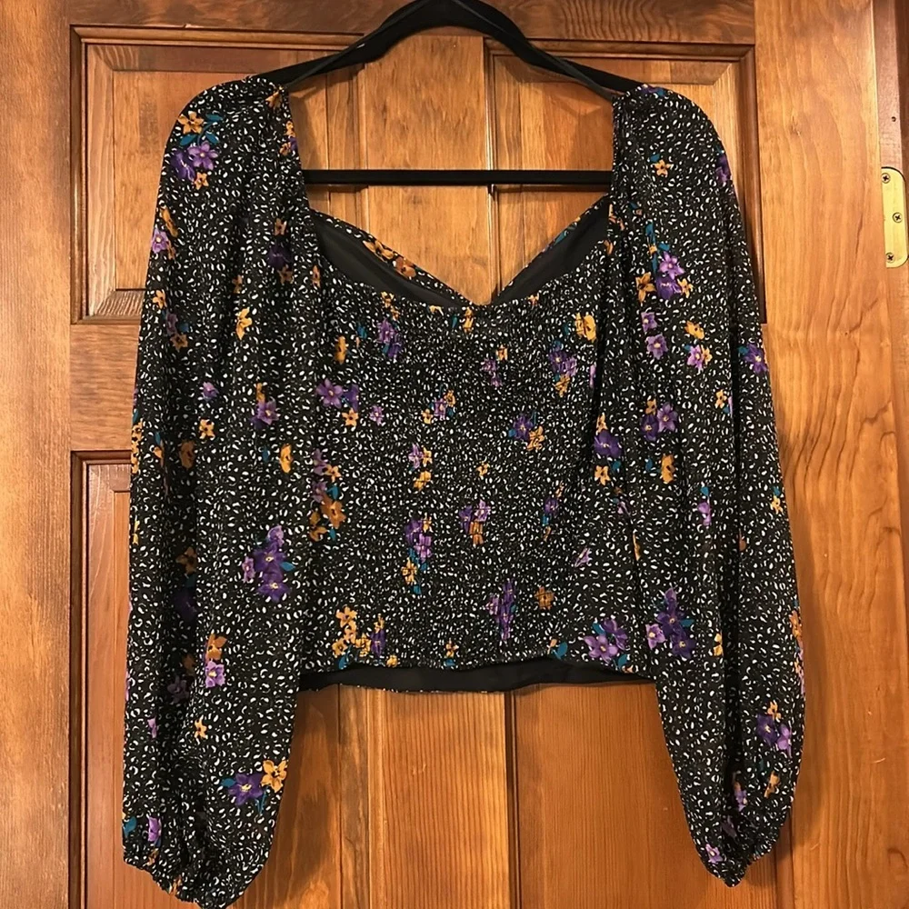 ASTR Black floral Blouse, Medium